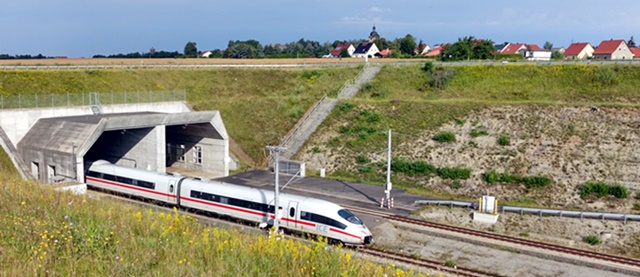 VDE 8: Osterbergtunnel - Ostportal in Kalzendorf